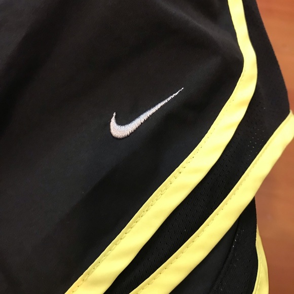 Nike Dri-Fit shorts - Picture 3 of 5
